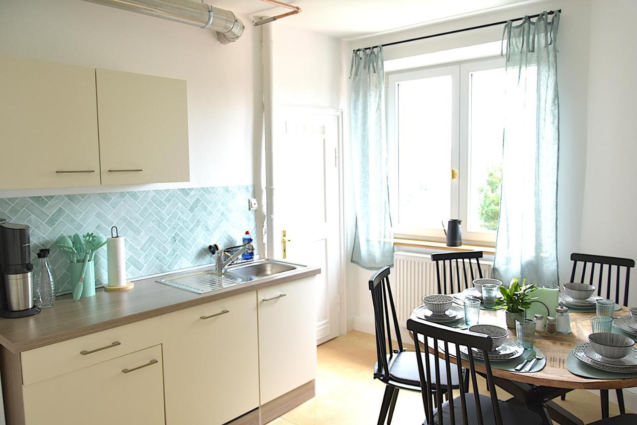 White Midsommar - Stilvolle Wohnung, 3 Schlafzimmer, Wohnzimmer, Kueche Landshut Exterior photo